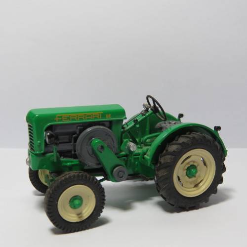 1950 Ferrari F2 model tractor - Universal Hobbies - Scale 1/43