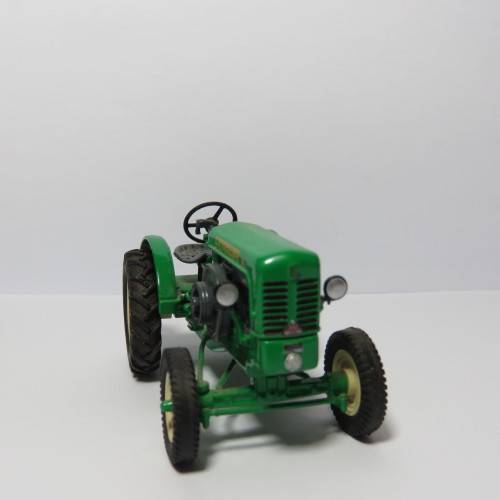 1950 Ferrari F2 model tractor - Universal Hobbies - Scale 1/43