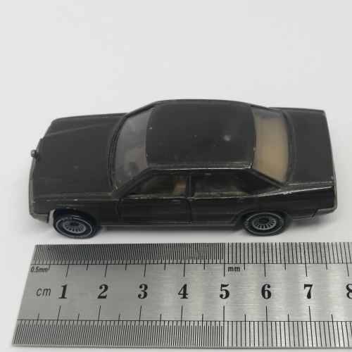 Siku #1054 Mercedes-Benz 190 E model car