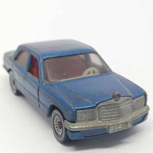Siku #1042 Mercedes-Benz 500 SE model car