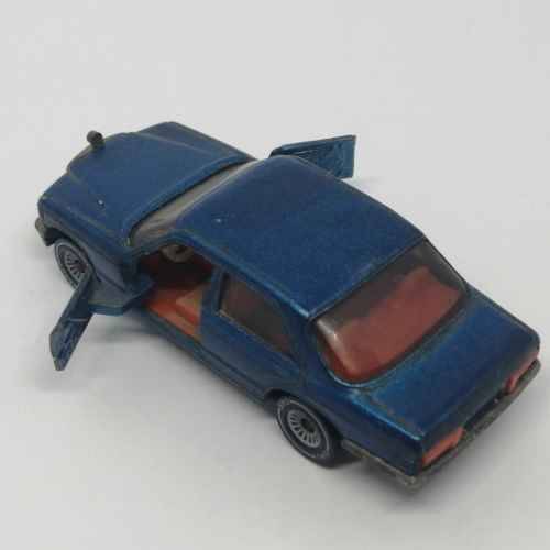 Siku #1042 Mercedes-Benz 500 SE model car
