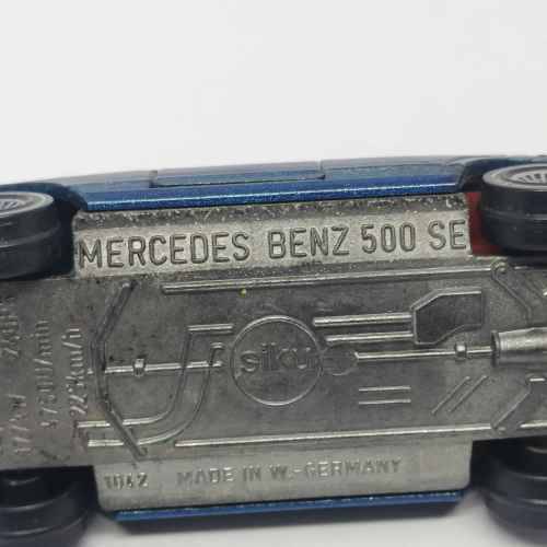 Siku #1042 Mercedes-Benz 500 SE model car