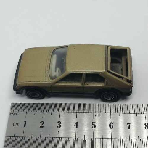 Siku #1047 Opal Kadett SR model car
