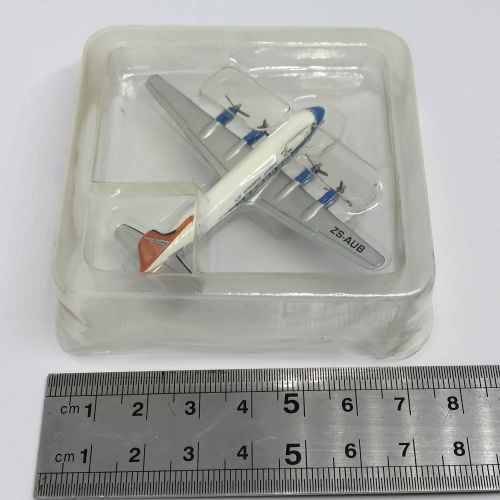 Herpa South African Airways Douglas DC-4 ZS-AUB model airplane