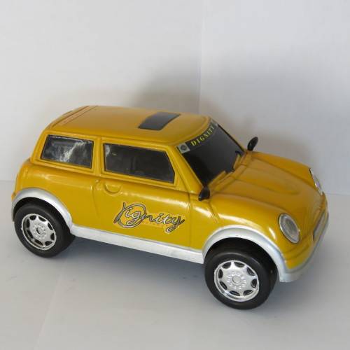Mini friction car - All plastic about 1:32 scale