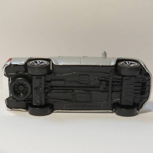 Bburago Volkswagen Amarok double cab pickup truck model - Scale 1/43