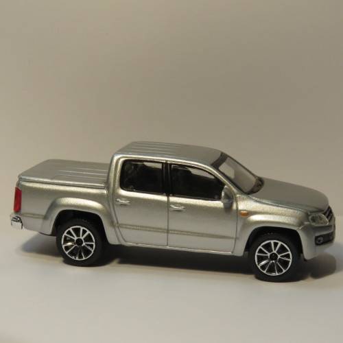Bburago Volkswagen Amarok double cab pickup truck model - Scale 1/43