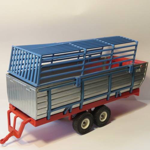 Siku #2612 hay collector trailer