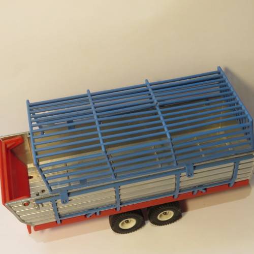 Siku #2612 hay collector trailer