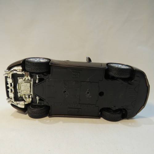 Bburago Porsche 911 Carrera S model car - Scale 1/24