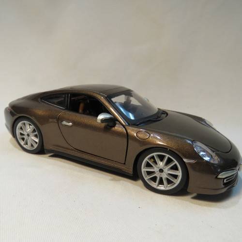 Bburago Porsche 911 Carrera S model car - Scale 1/24