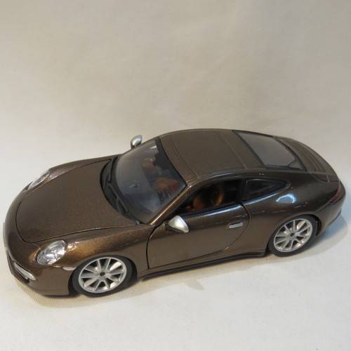 Bburago Porsche 911 Carrera S model car - Scale 1/24