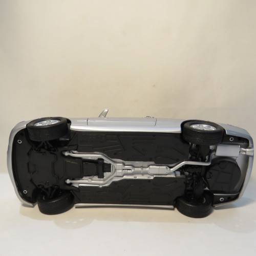 Kyosho Mercedes-Benz CLK coupe model car - Scale 1/18