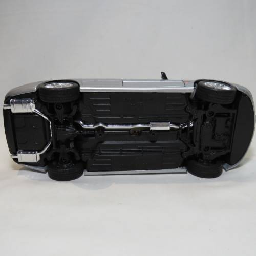 Maisto Jaguar X-Type model car - Scale