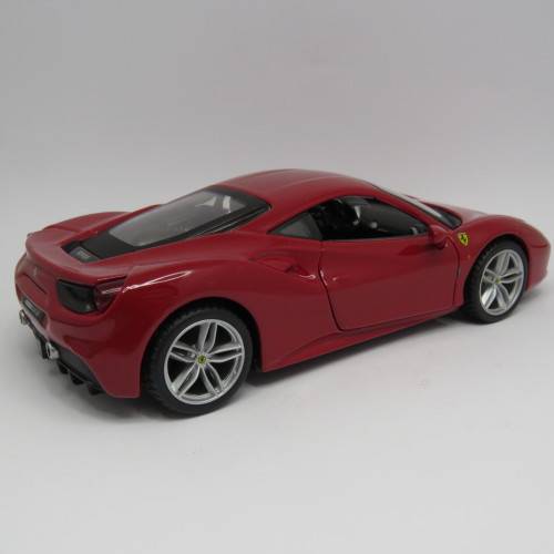 Bburago Ferrari 488 GTB model car - Scale 1/32