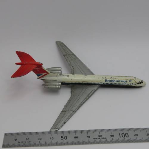 Lintoy Vickers VC-10 British Airways die-cast plane