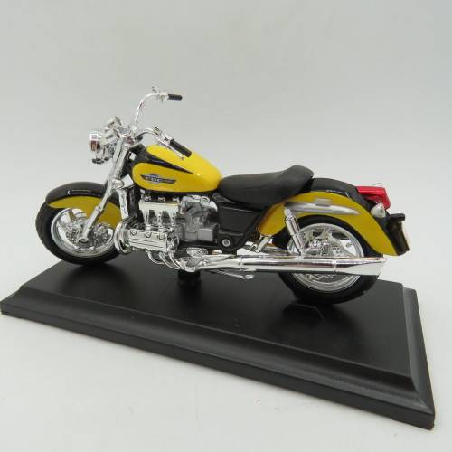 Maisto Honda F6C die-cast motorcycle - Scale 1/18 in box