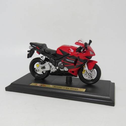 Maisto Honda CBR 600 RR die-cast motorcycle - Scale in box