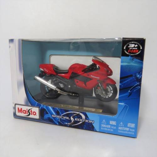 Maisto Kawasaki Ninja ZX-14 die-cast motorcycle - Scale 1/18 in box