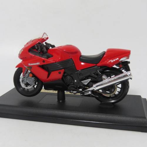 Maisto Kawasaki Ninja ZX-14 die-cast motorcycle - Scale 1/18 in box