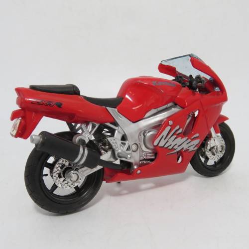 Maisto Kawasaki ZX-7R Ninja model motorcycle - Scale 1/18
