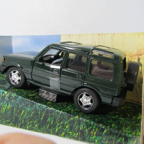 NewRay 1997 Land Rover Discovery model car - scale 1/32 in box