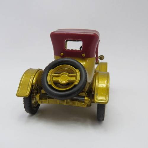 Matchbox 1913 Cadillac - Y-6 Models of Yesteryear - In box