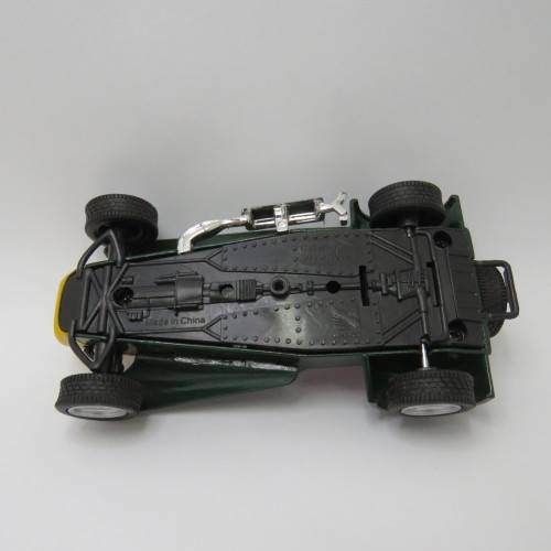 NewRay Caterham Super Seven model car - Scale 1/32