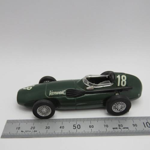 Brumm Vanwall Formula 1 racing model car #18 Moss/Brooks - Scale 1/43