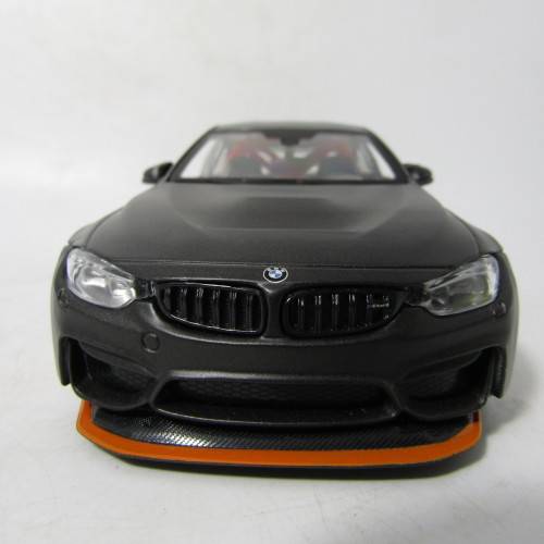 Maisto BMW M4 GTS model car - scale 1/24