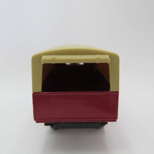 Matchbox Y-9 Yorkshire steam wagon - Johnnie Walker Whisky - Models of Yesteryear