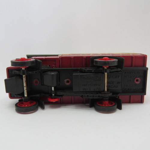 Matchbox Y-9 Yorkshire steam wagon - Johnnie Walker Whisky - Models of Yesteryear
