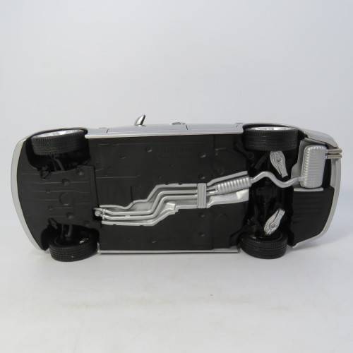 Kyosho BMW 3 Series model car - Scale 1/18