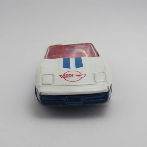 Maisto 1986 Chevrolet Corvette toy car