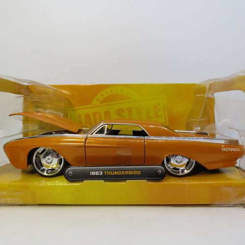 Jada Toys DUB City Old School 1963 Ford Thunderbird model car in box - Scale 1/24