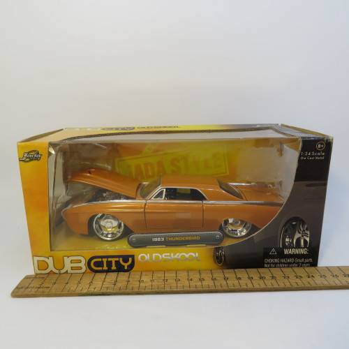 Jada Toys DUB City Old School 1963 Ford Thunderbird model car in box - Scale 1/24