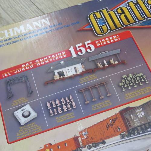 Bachmann Chattanooga HO-Scale train set - Some small pieces missing - Includes extra tracks
