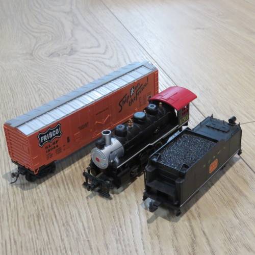 Bachmann Chattanooga HO-Scale train set - Some small pieces missing - Includes extra tracks