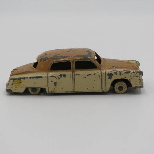 Meccano Ltd Dinky Toys Studebaker toy car - #190 - No tyres
