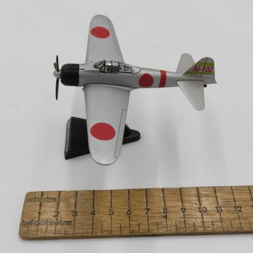 WW2 Japan Zero Fighter die-cast model plane