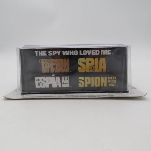 James Bond 007 Kawasaki Z900 motorcycle with sidecar model - The spy who loved me