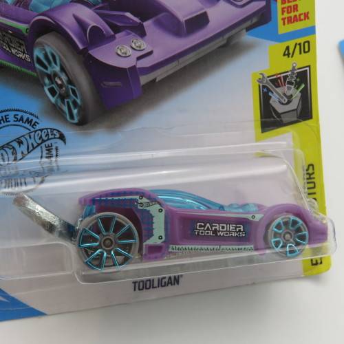 Lot of 5 Hot Wheels toy cars in packs