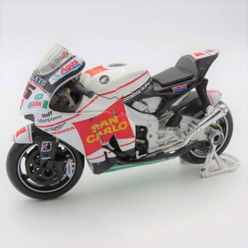 Maisto Honda RC212V San Carlo MotoGP model motorcycle - #15 Alex de Angelis - Scale 1/18