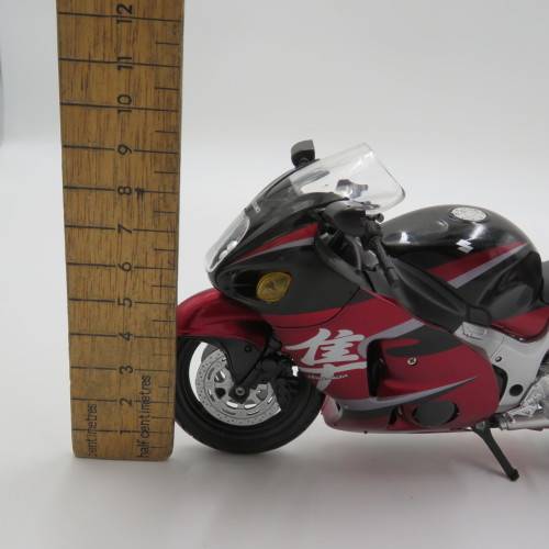 NewRay Suzuki GSX 1300R Hayabusa model motorcycle - Scale 1/12