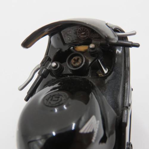 Honda CBR 1100XX model motorcycle - Scale 1/18
