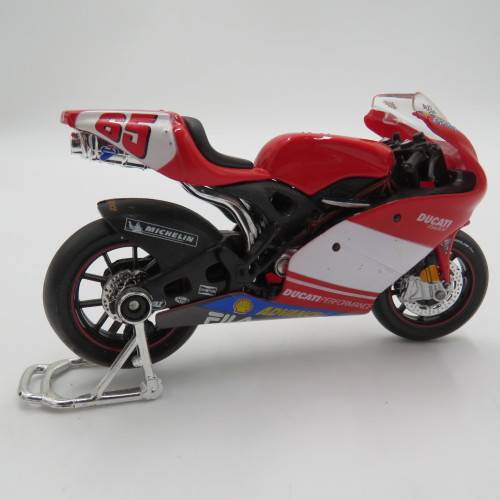 Maisto Ducati Desmosedici MotoGP model motorcycle - #65 Loris Capirossi - Scale 1/18