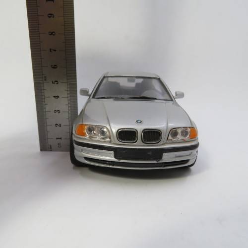 Welly BMW 328i die-cast model car - Scale 1/24