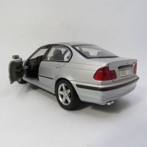 Welly BMW 328i die-cast model car - Scale 1/24