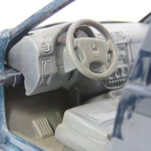 Maisto Mercedes-Benz ML320 die-cast model car - Scale 1/24