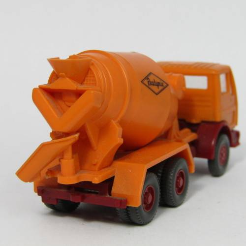 Wiking HO scale cement mixer truck - scale 1/87